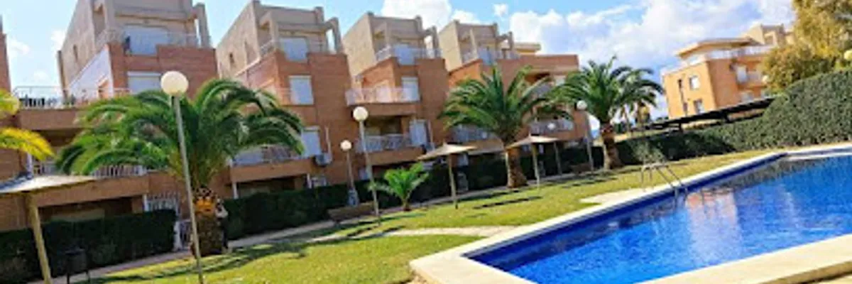 MEDITERRANEO 19 con pista de padel