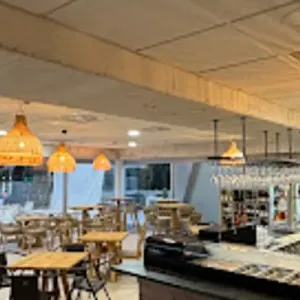 Aventus Café